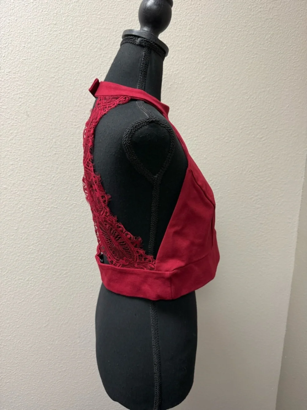 NWT Lulus Burgundy Halter Crop Top Lace Back Keyhole Party Club XL Chic Sexy - Picture 7 of 12